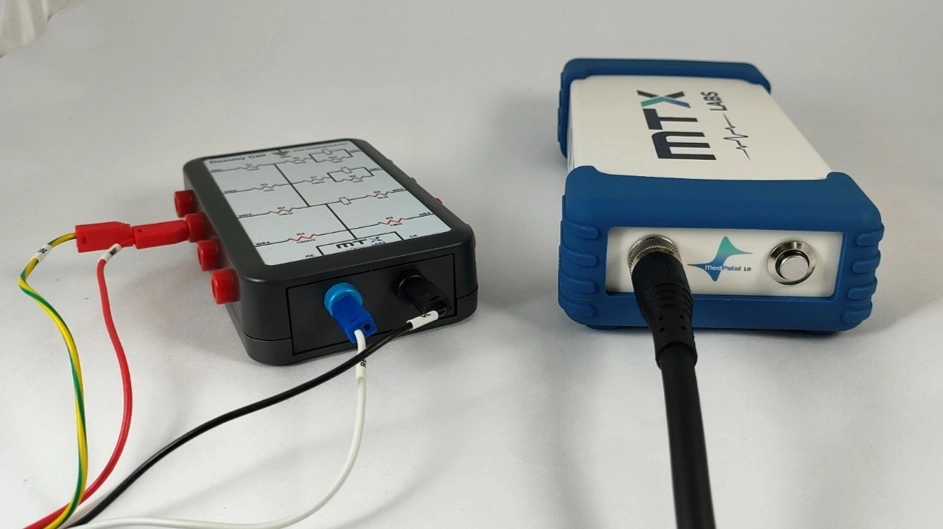 دستگاه پتانسیواستات